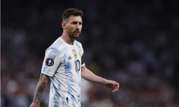 收评：沪指跌0.39% 非金属材料板块强势